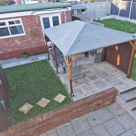 Perfect For Exploring Birmingham Appartement Buitenkant foto