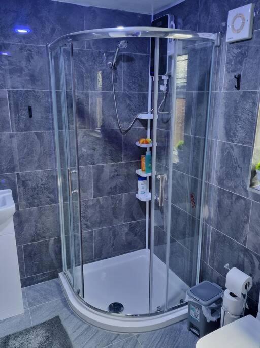 Perfect For Exploring Birmingham Appartement Buitenkant foto