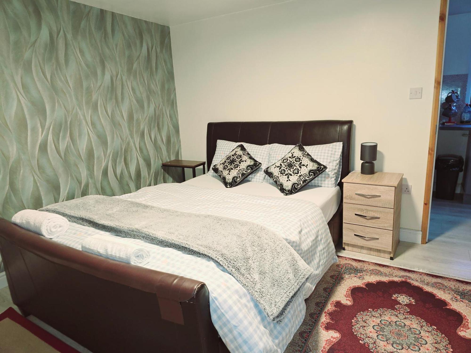 Perfect For Exploring Birmingham Appartement Buitenkant foto